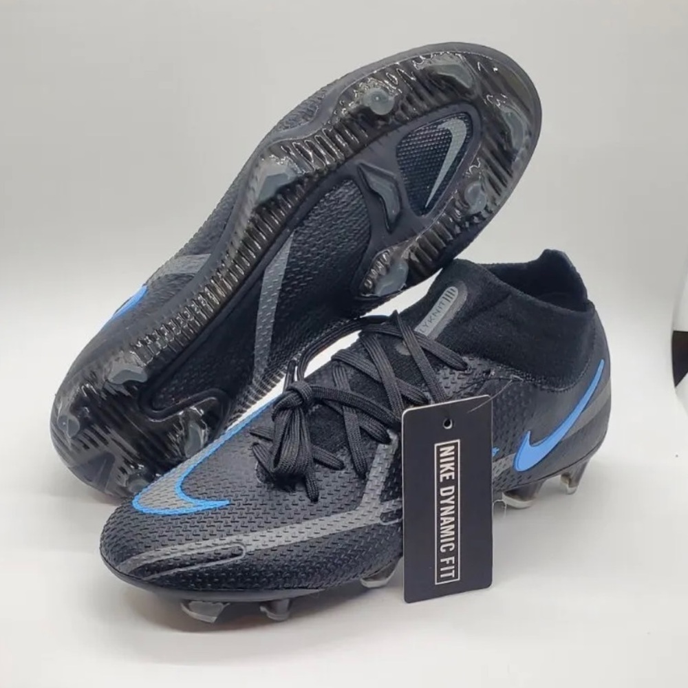 Nike Phantom GT2 Elite FG ACC Soccer Cleats Black Blue 
CZ9889-004 
Men's Size 5